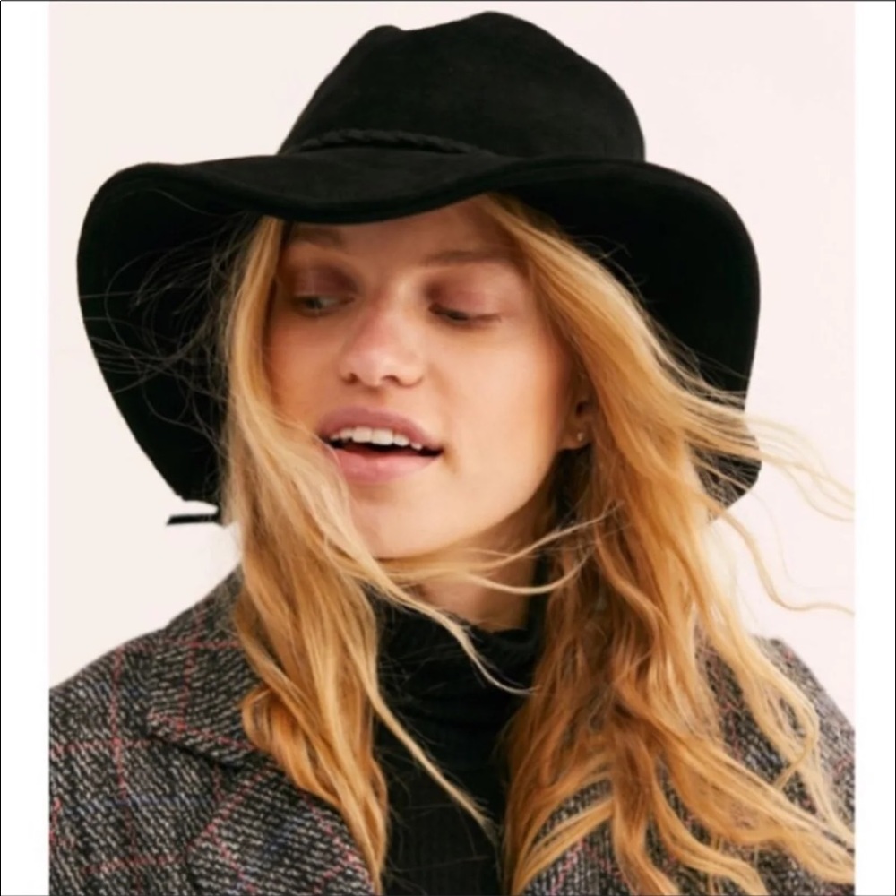Free People Tennessee Suede Bucket Hat
